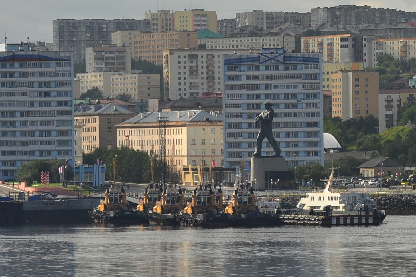 Время в североморске