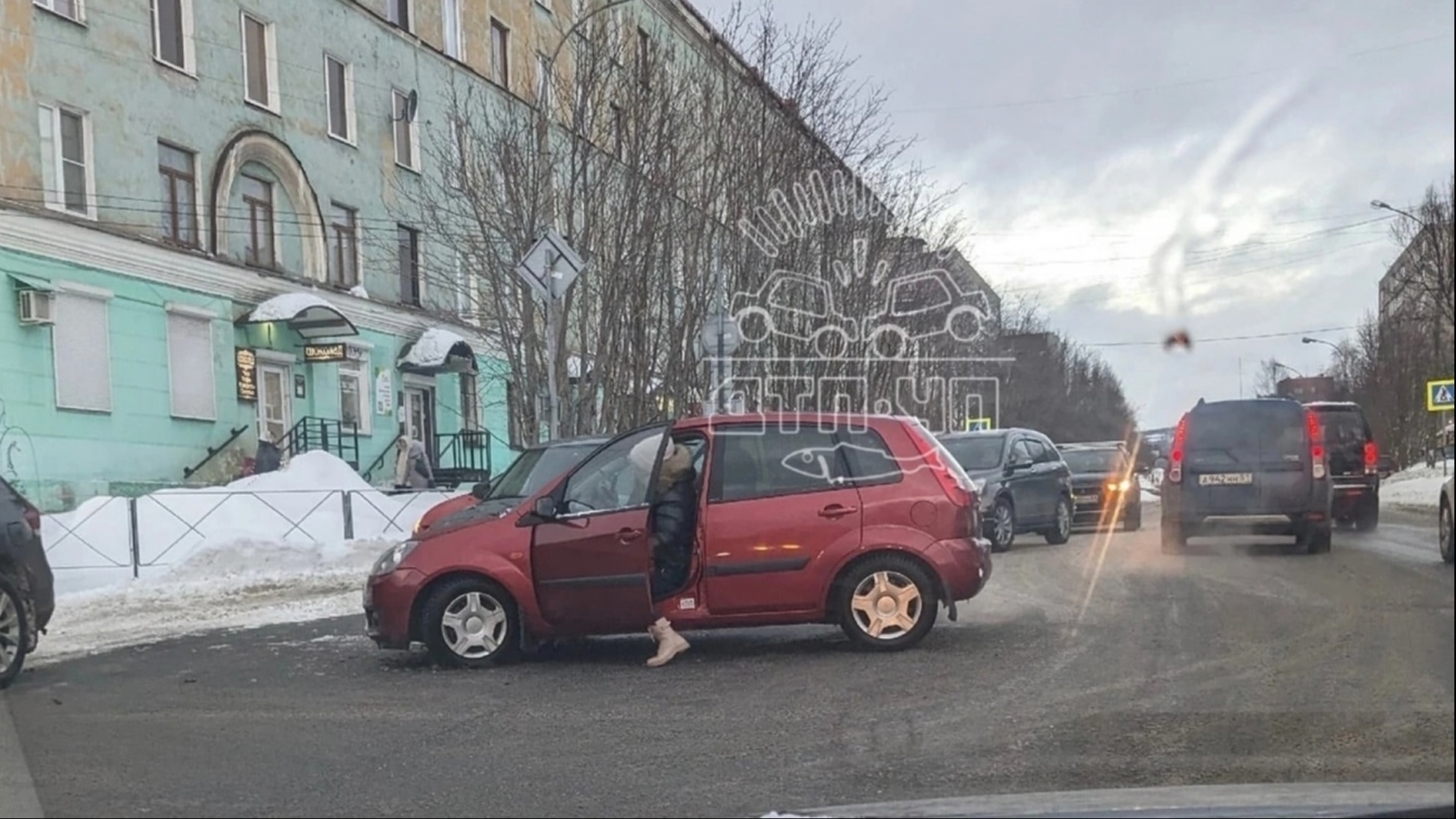 Дорогу на Снежногорск снова перекроют - Мурманское Информационное агентство  СеверПост.ru