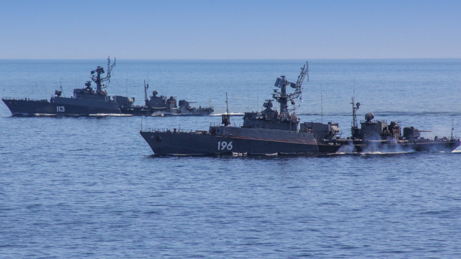 В Баренцевом море ищут пропавших рыбаков. Привлечены судно и вертолет -  Мурманское Информационное агентство СеверПост.ru