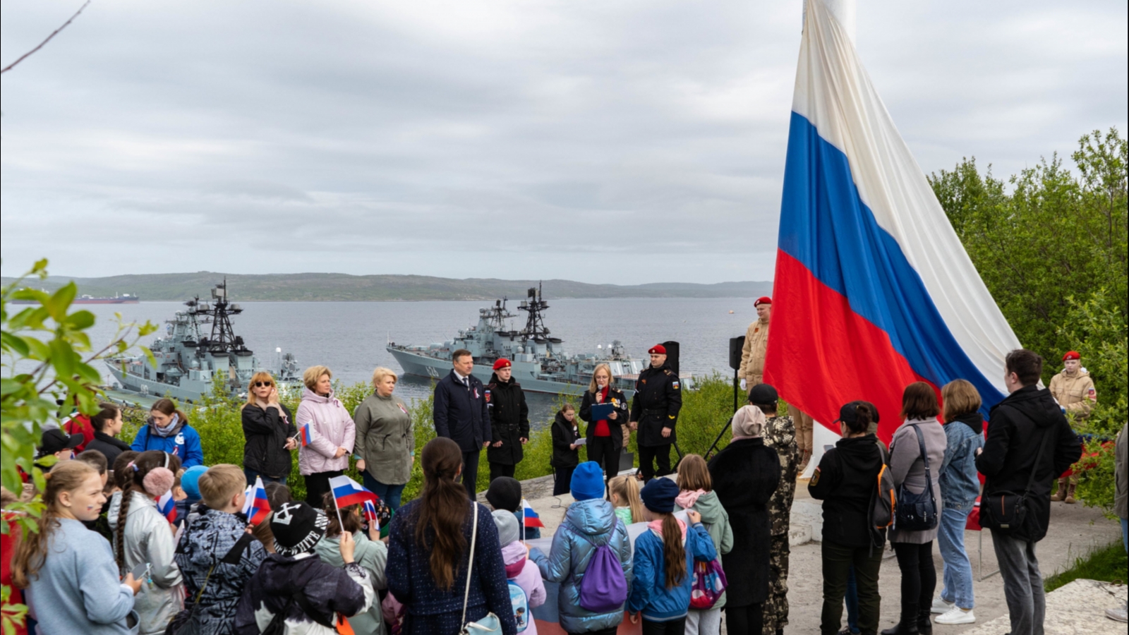 48 семей военнослужащих в Гаджиево получили ключи от квартир - Мурманское  Информационное агентство СеверПост.ru