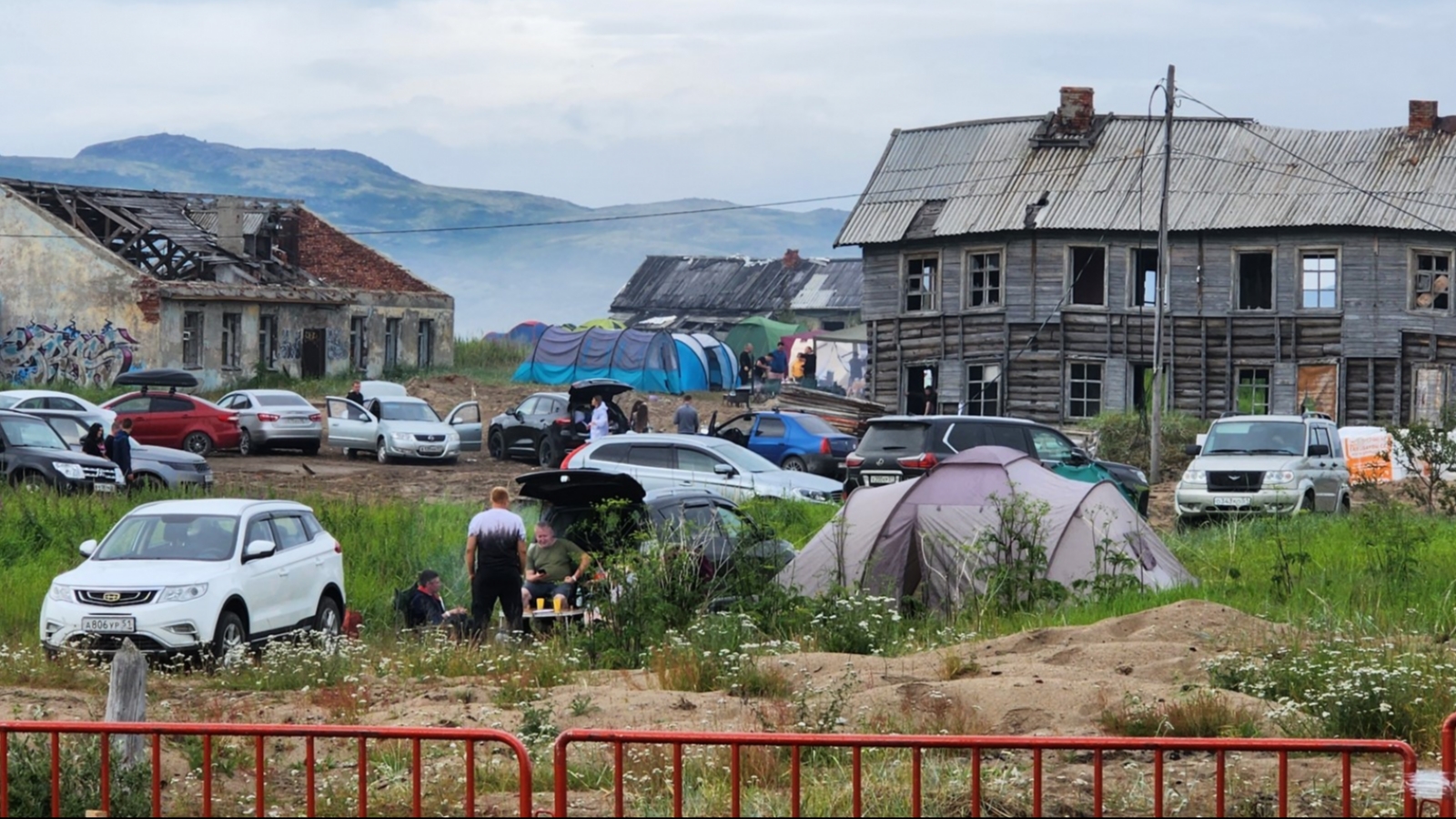 Вдоль Кольского залива ходят грозовые тучи - Мурманское Информационное  агентство СеверПост.ru